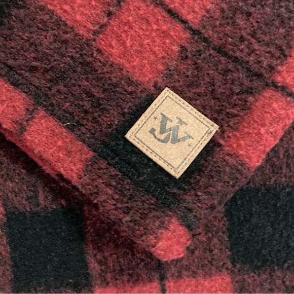 John Wayne stock and supply quarter zip sz Lrg - Picture 3 of 4